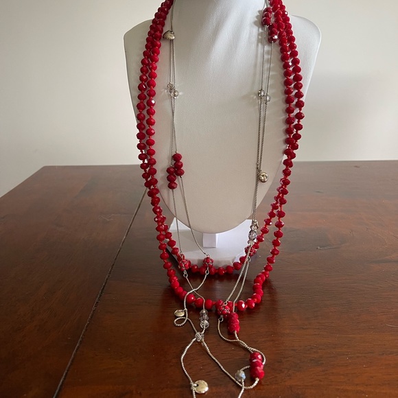 Set of 2 flapper length necklaces faceted red glass beads translucent beads - Picture 5 of 6